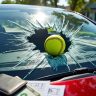 découvrez comment mon pare-brise de tesla model y a été brisé par une balle de baseball et comment state farm a refusé de couvrir entièrement les frais de remplacement oem, m’obligeant à en assumer une partie. retour d’expérience, conseils et démarches pour éviter cette situation.